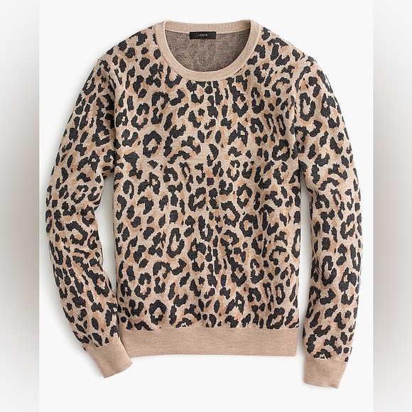 J. Crew Sweaters - J Crew women’s Merino wool crewneck sweatshirt in leopard